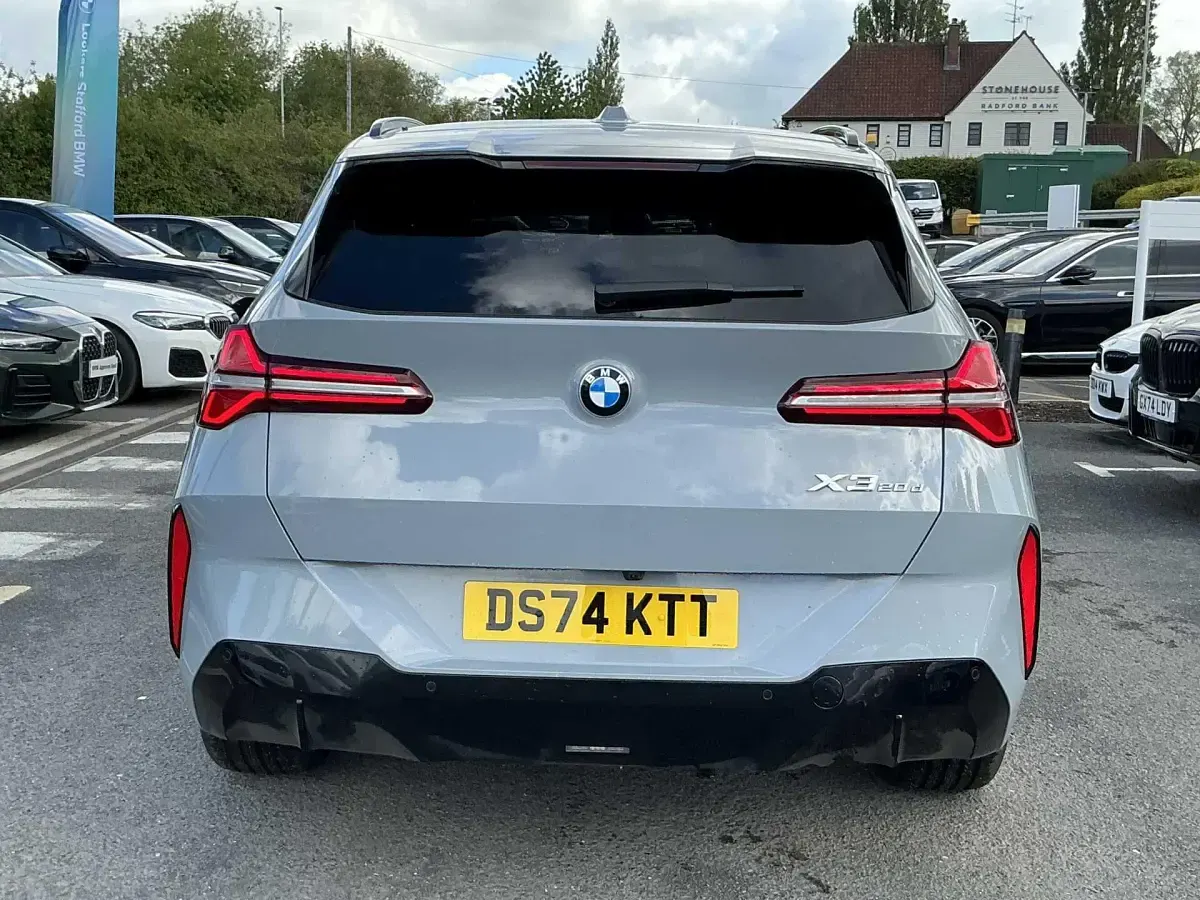 Second-hand BMW X3 M Sport 194 CP (142 kW) 2025 Gri SUV
