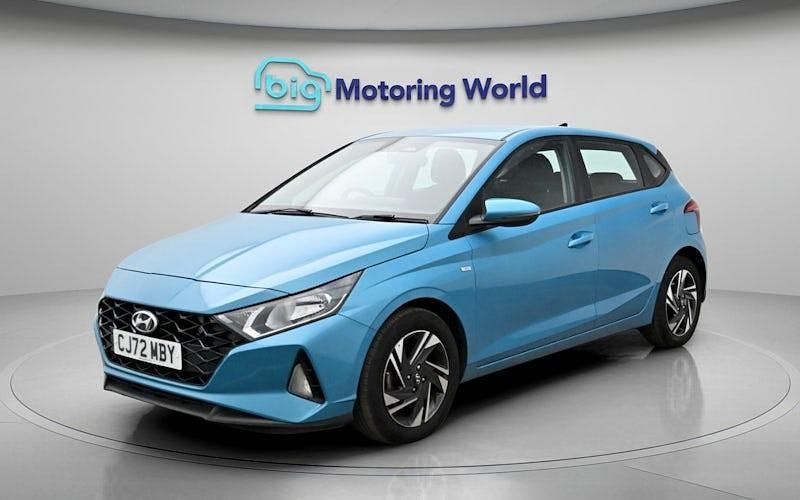Used Hyundai i20 SE 101 HP (74 kW) 2023 Turquoise Hatchback