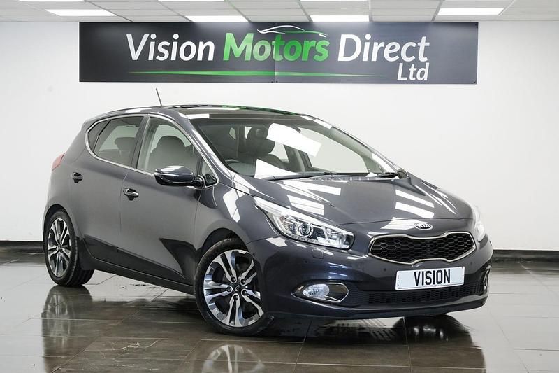 Silver Used 2014 Kia Ceed 4 Estate | £6,970 (Fair price) - Image 1/3