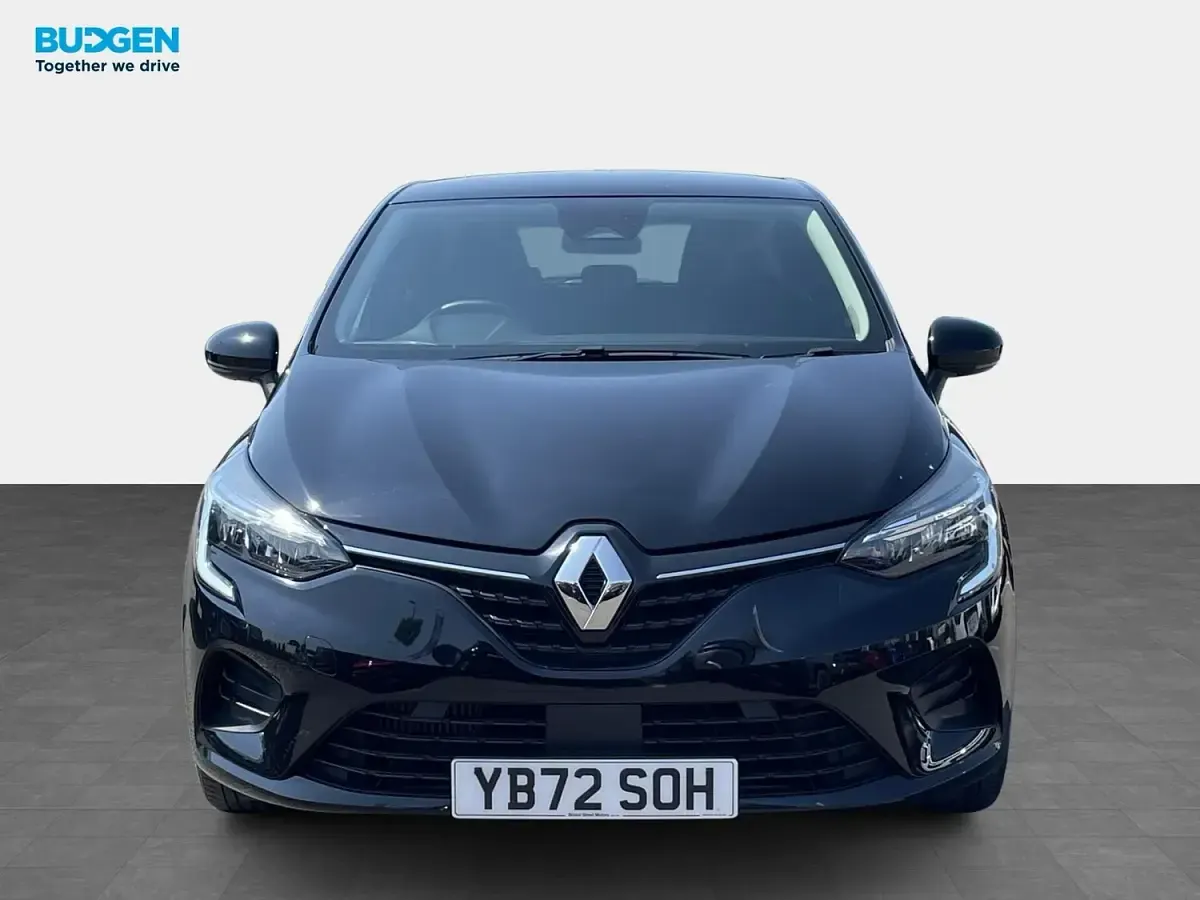 Used Renault Clio Evolution 90 HP (66 kW) 2023 Black Hatchback