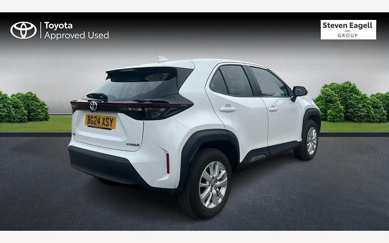 Used Toyota Yaris Hybrid 116 HP (85 kW) 2026 Estate