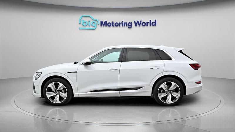 Used Audi e-tron S-Line 230 kW (313 HP) 2022 White SUV
