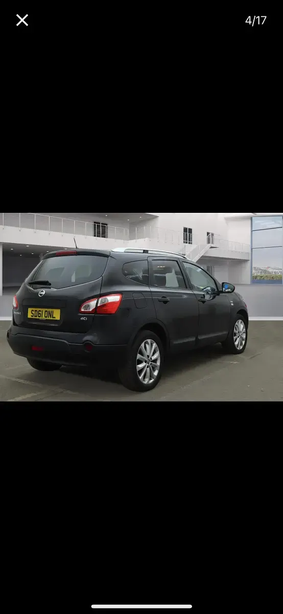 Begagnad Nissan Qashqai +2 N-TEC 2011 Svart SUV
