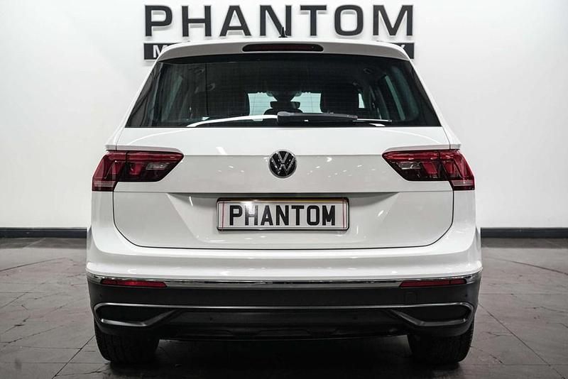 Used VW Tiguan Life 150 HP (110 kW) 2022 White SUV