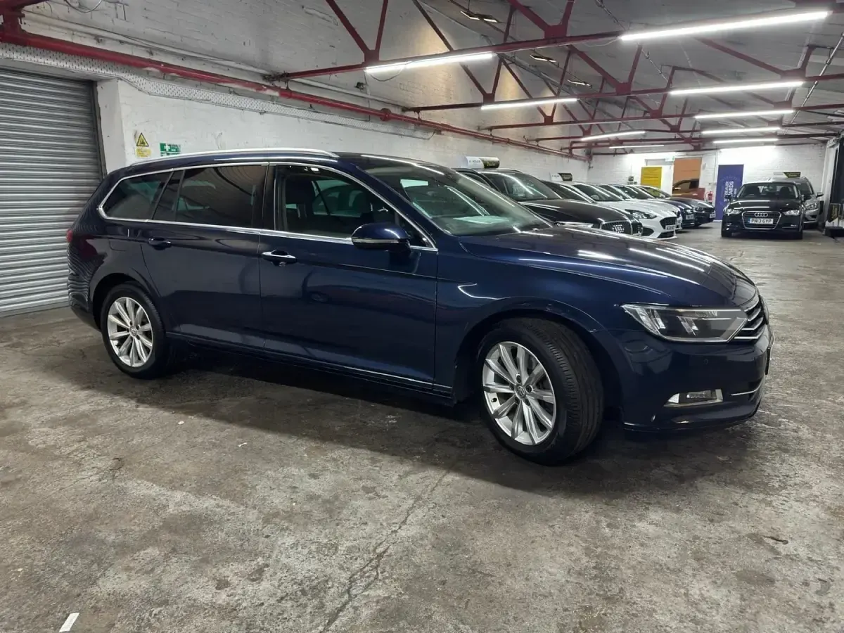 Begagnad VW Passat Business 150 HK (110 kW) 2016 Blå Kombi