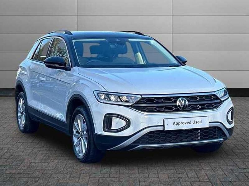 Used 2023 VW T-Roc SUV | £19,490 (Good price) - Image 1/4