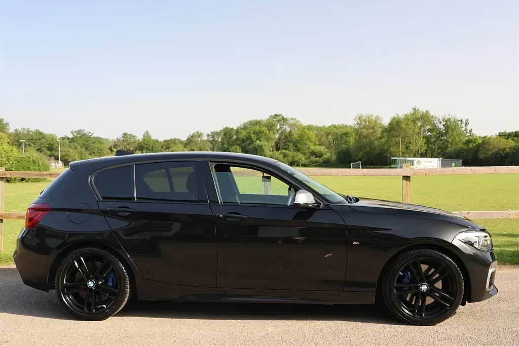 Used BMW M140 M Sport 340 HP (250 kW) 2018 Black sapphire Hatchback