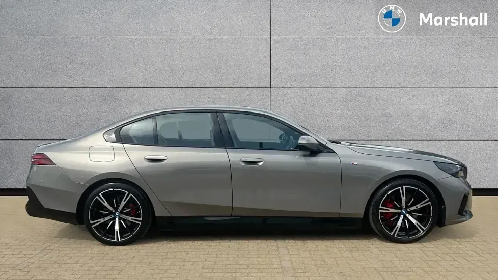 Used BMW i5 M Sport 250 kW (340 HP) 2024 Oxide grey metallic