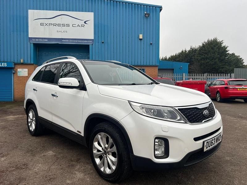 White Used 2013 Kia Sorento SUV | £5,275 (Fair price) - Image 1/4
