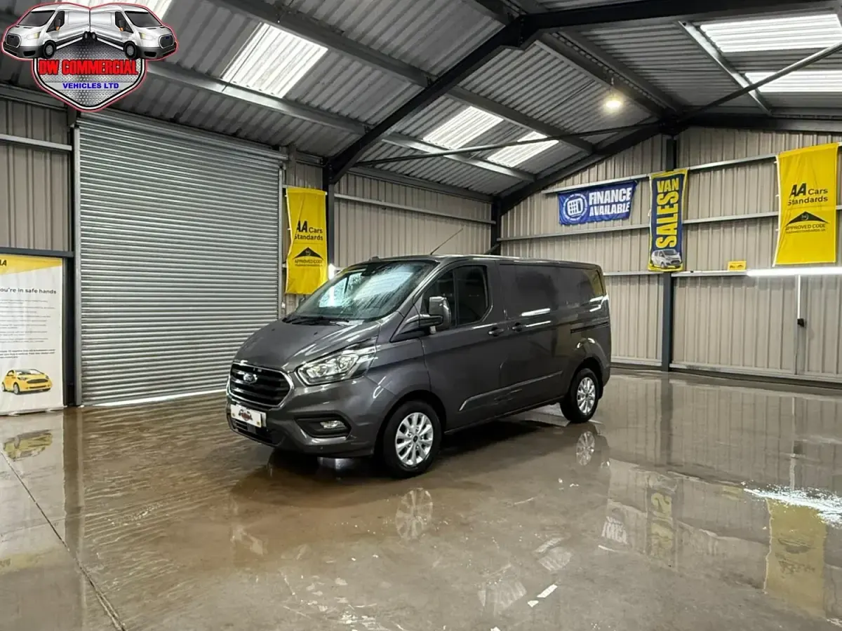 Used Ford Transit Custom Limited 130 HP (95 kW) 2021 Grey Van
