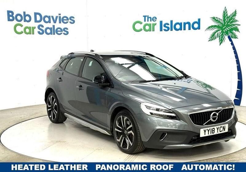 Used Volvo V40 Pro 152 HP (111 kW) 2018 Grey Hatchback