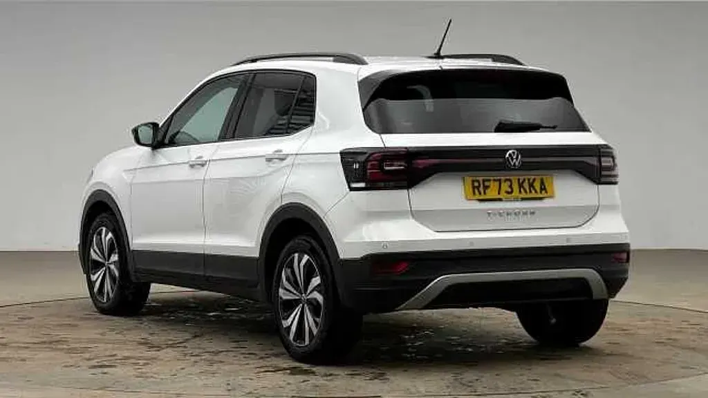 Usado VW T-Cross Black Edition 95 HP (69 kW) 2023 Branco SUV
