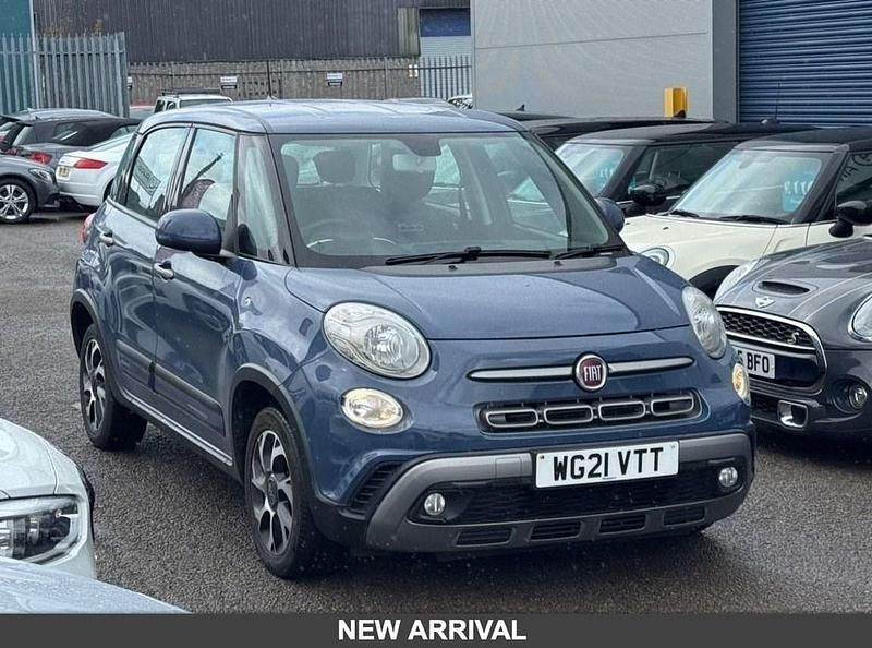 Used Fiat 500L Cross 95 HP (69 kW) 2021 Blue MPV