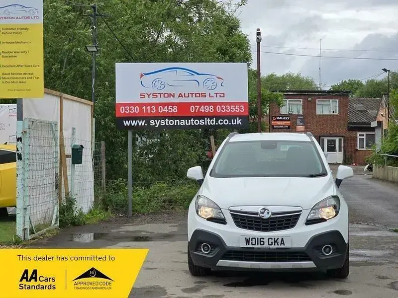 Used Vauxhall Mokka 140 HP (102 kW) 2016 White SUV