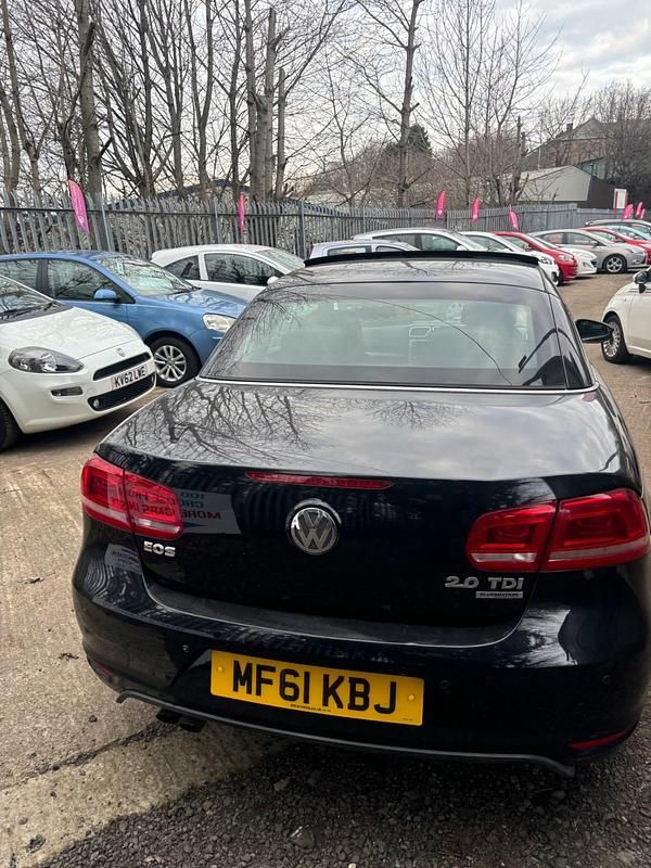 Begagnad VW Eos SE 140 HK (102 kW) 2011 Svart Cab