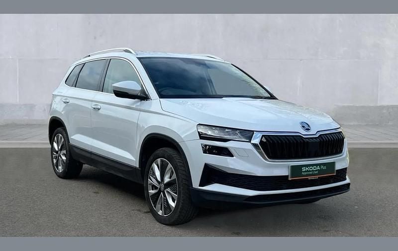Used Skoda Karoq SE L 147 HP (108 kW) 2023 White SUV