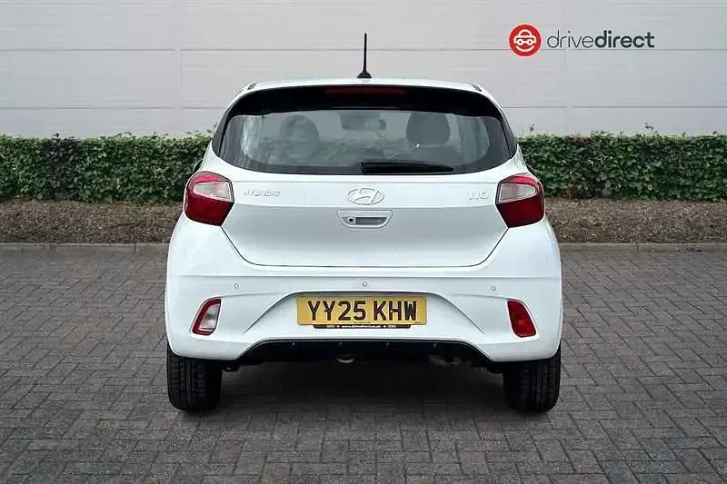 Usado Hyundai i10 Advanced 63 HP (46 kW) 2025 Branco Citadino