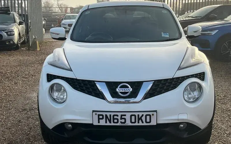 Used Nissan Juke Acenta Premium 116 HP (85 kW) 2015 White SUV