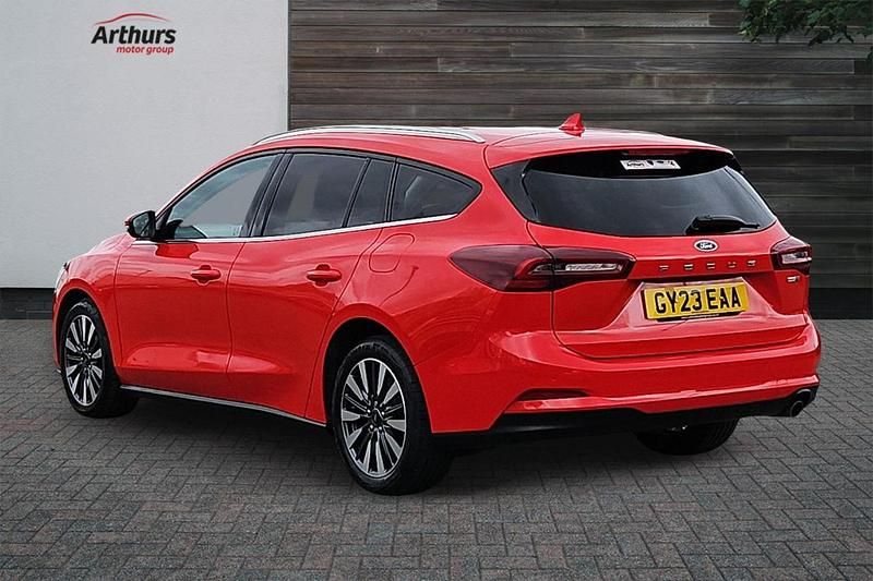 Used Ford Focus Titanium X 153 HP (112 kW) 2023 Red Estate