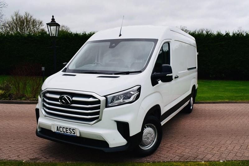 Used Maxus V90 161 HP (118 kW) 2024 White Van