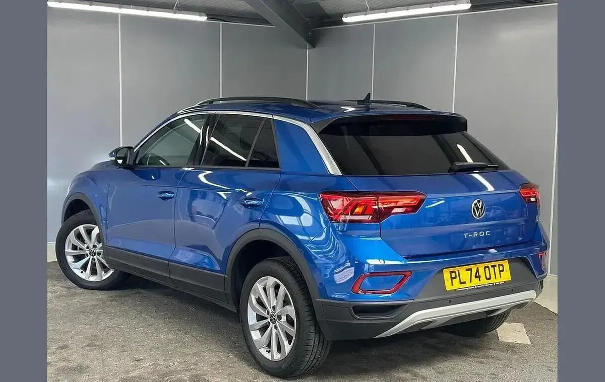 Used VW T-Roc Match 115 HP (84 kW) 2025 Blue SUV