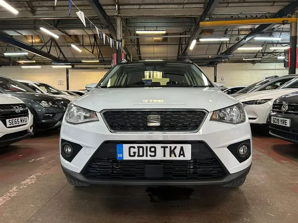 Used Seat Arona SE Technology 2019 White SUV