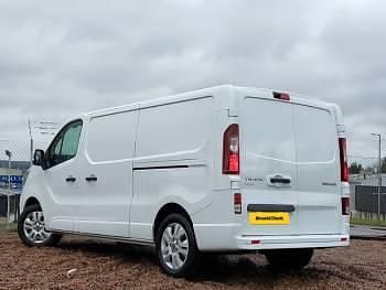 New Renault Trafic 2025 White MPV