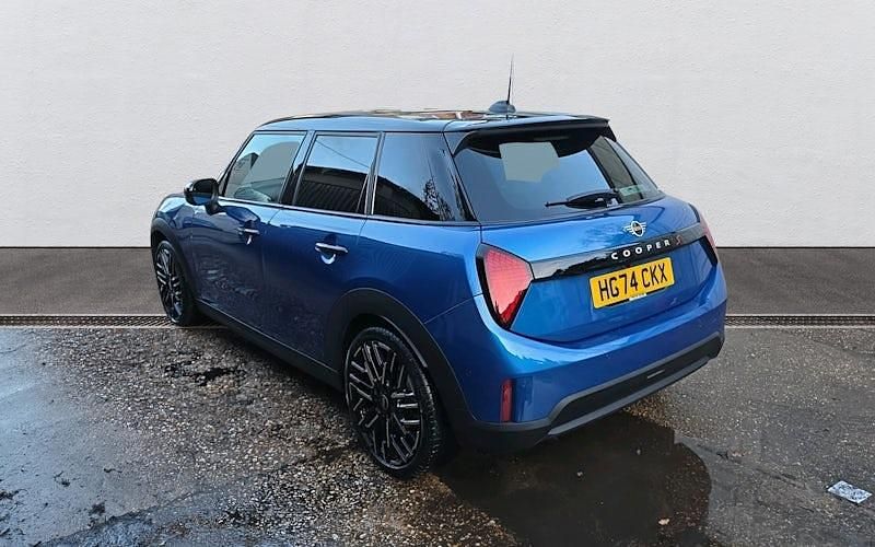 Used Mini Cooper Exclusive 204 HP (150 kW) 2026 Hatchback