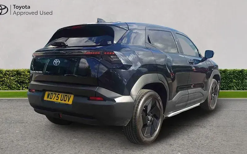 Used Toyota Urban Cruiser Design 127 kW (174 HP) 2026 Dusk black SUV