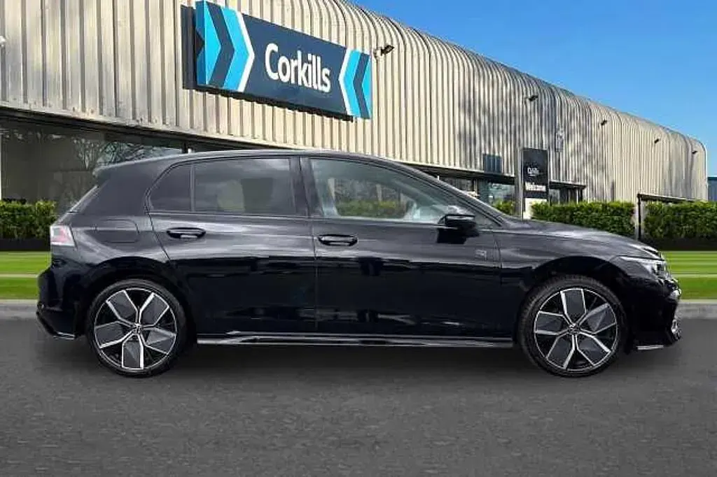 Used VW Golf VIII 150 HP (110 kW) 2025