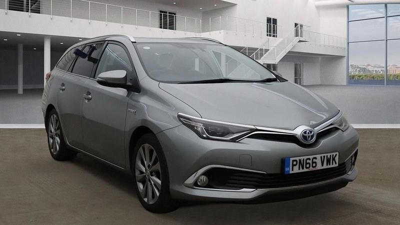 Grey Used 2016 Toyota Auris Hybrid Estate | £10,750 (Fair price) - Image 1/4