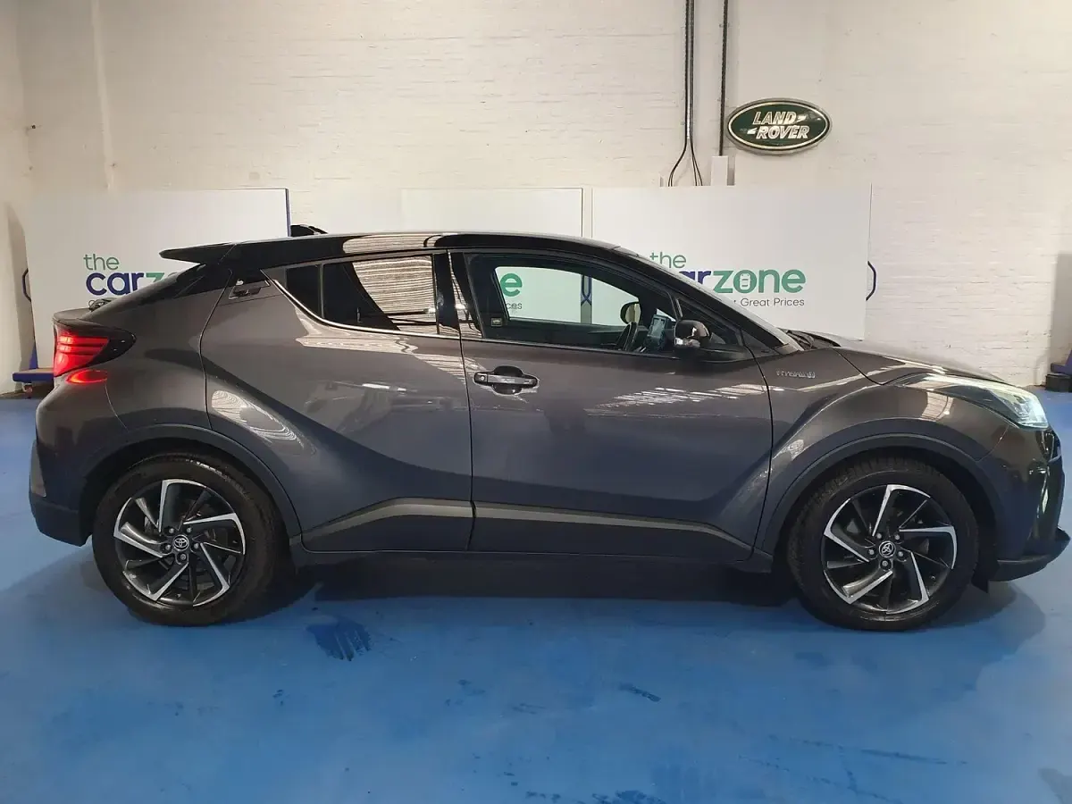 Used Toyota C-HR 184 HP (135 kW) 2020 Grey SUV
