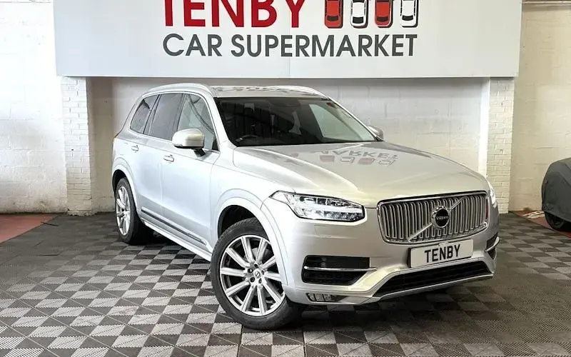 Used Volvo XC90 Inscription 225 HP (165 kW) 2015 SUV