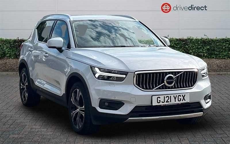 Used 2022 Volvo XC40 Inscription SUV | £23,881 (Fair price) - Image 1/4