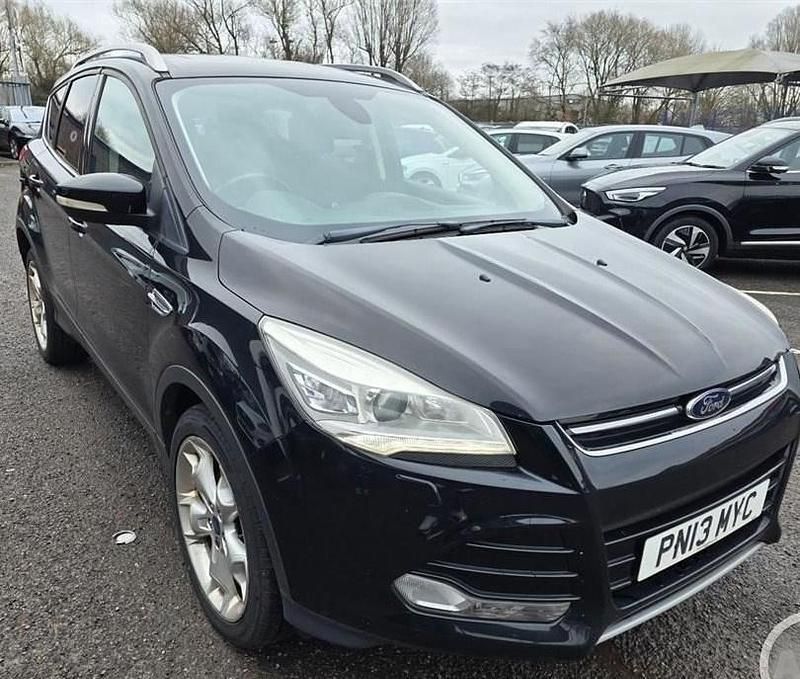 Usado Ford Kuga Titanium X 163 HP (119 kW) 2013 Preto SUV