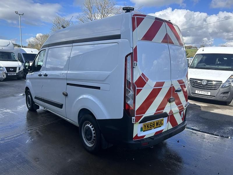 Begagnad Ford Transit Custom 130 HK (95 kW) 2018 Vit Van