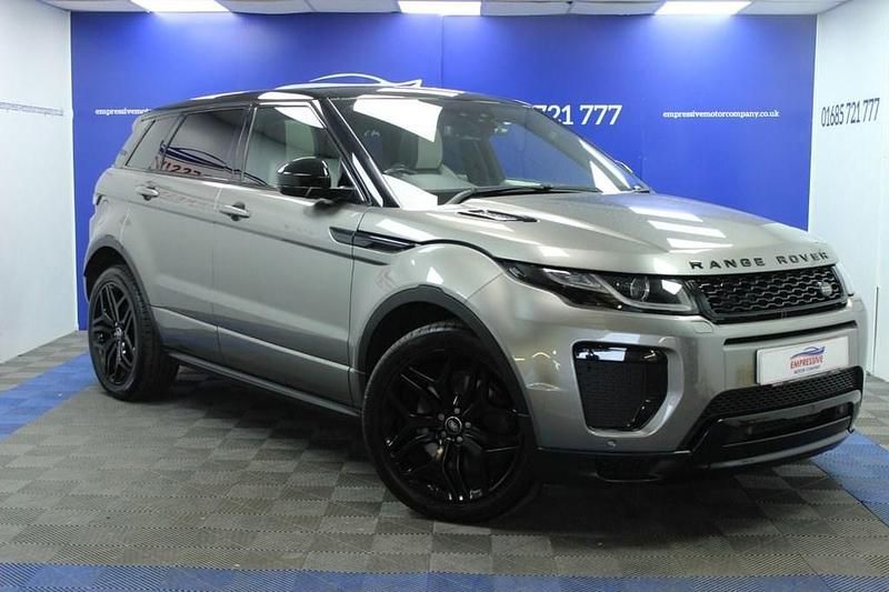 Used Land Rover Range Rover evoque HSE Dynamic 240 HP (176 kW) 2017 Silver Estate