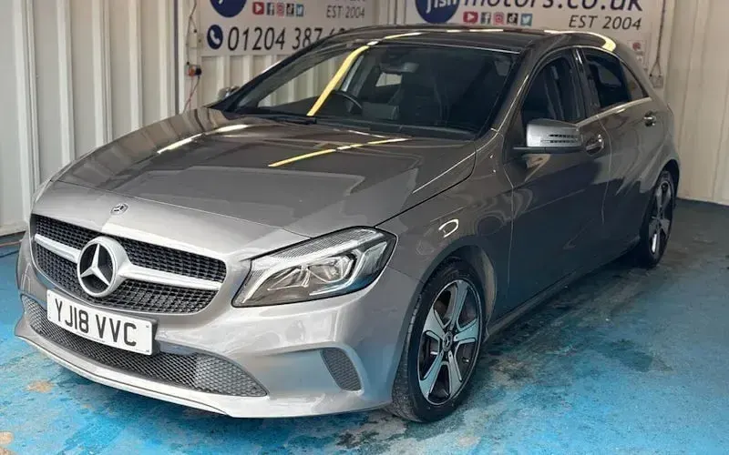 Begagnad Mercedes A180 Sport Edition 109 HK (80 kW) 2018 Halvkombi