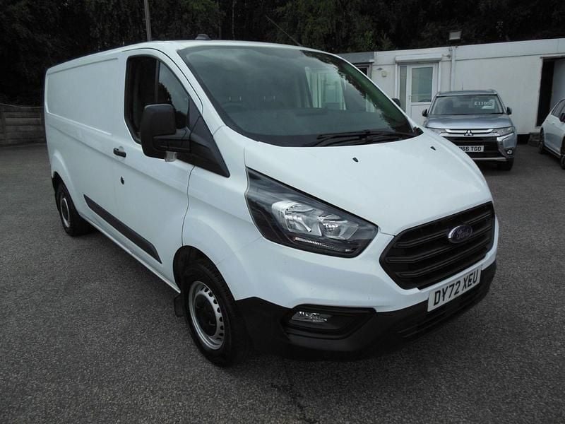 White Used 2022 Ford Transit Custom S Van | £13,250 (Super price) - Image 1/4