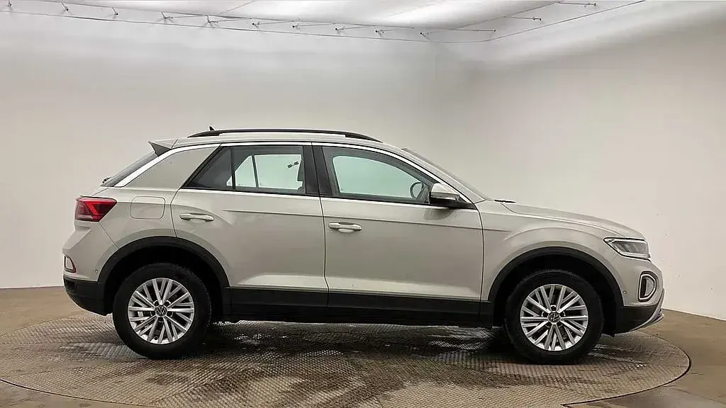 Used VW T-Roc 150 HP (110 kW) 2023 SUV