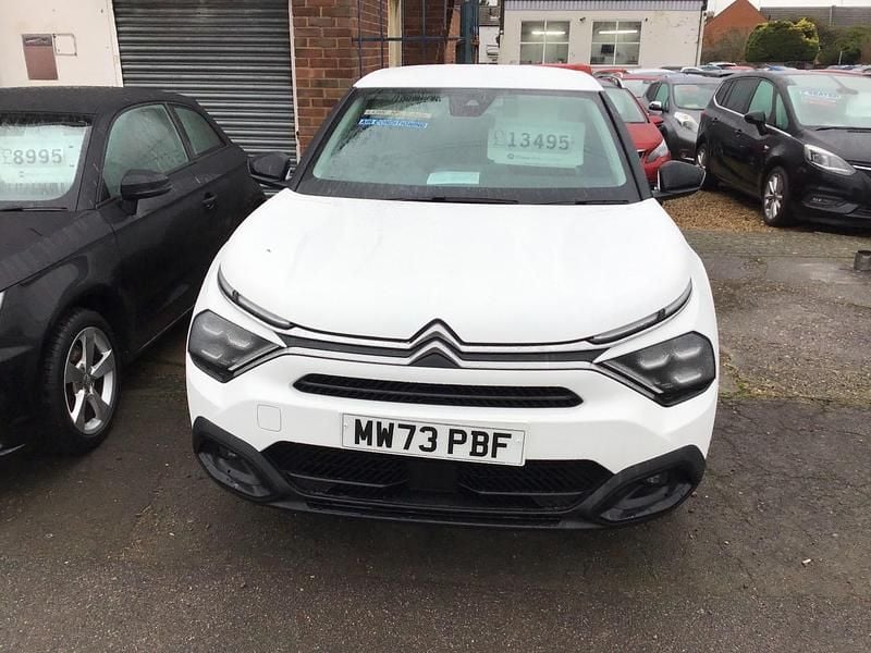 White Used 2023 Citroën C4 PureTech Hatchback | £13,495 (Good price) - Image 1/4