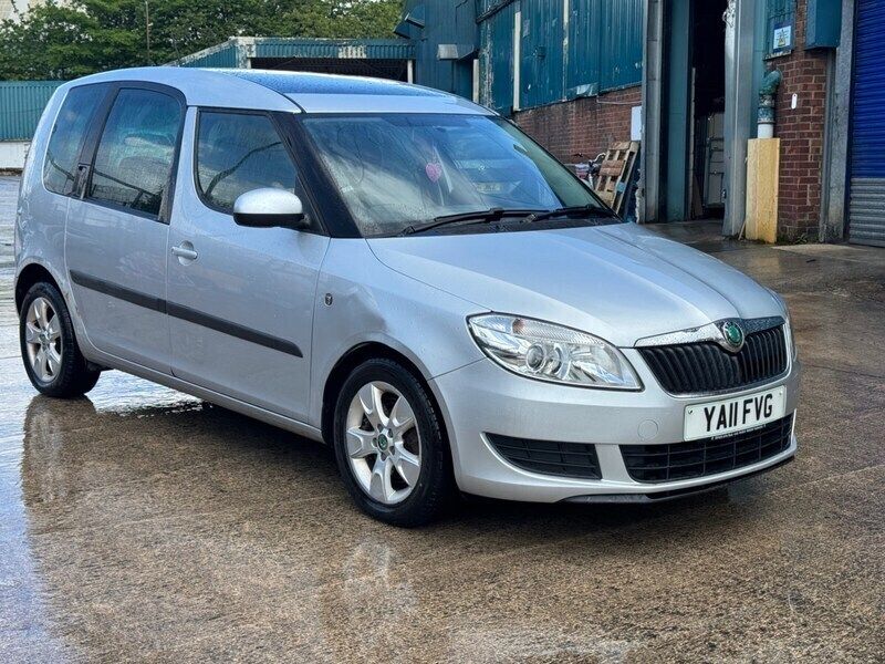 Silver Used 2011 Skoda Roomster SE MPV | £1,099 (Good price) - Image 1/4