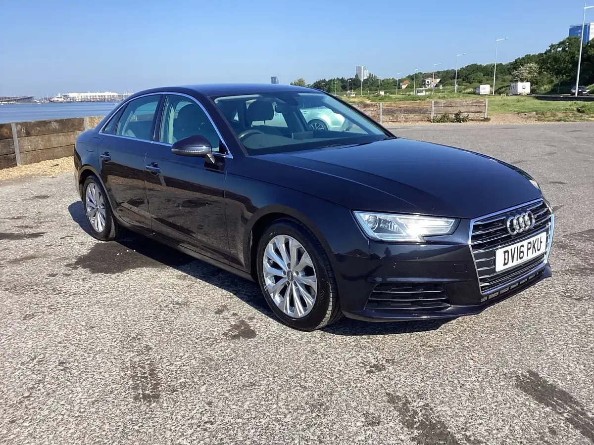 Used Audi A4 S-Line 147 HP (108 kW) 2016 Blue Sedan