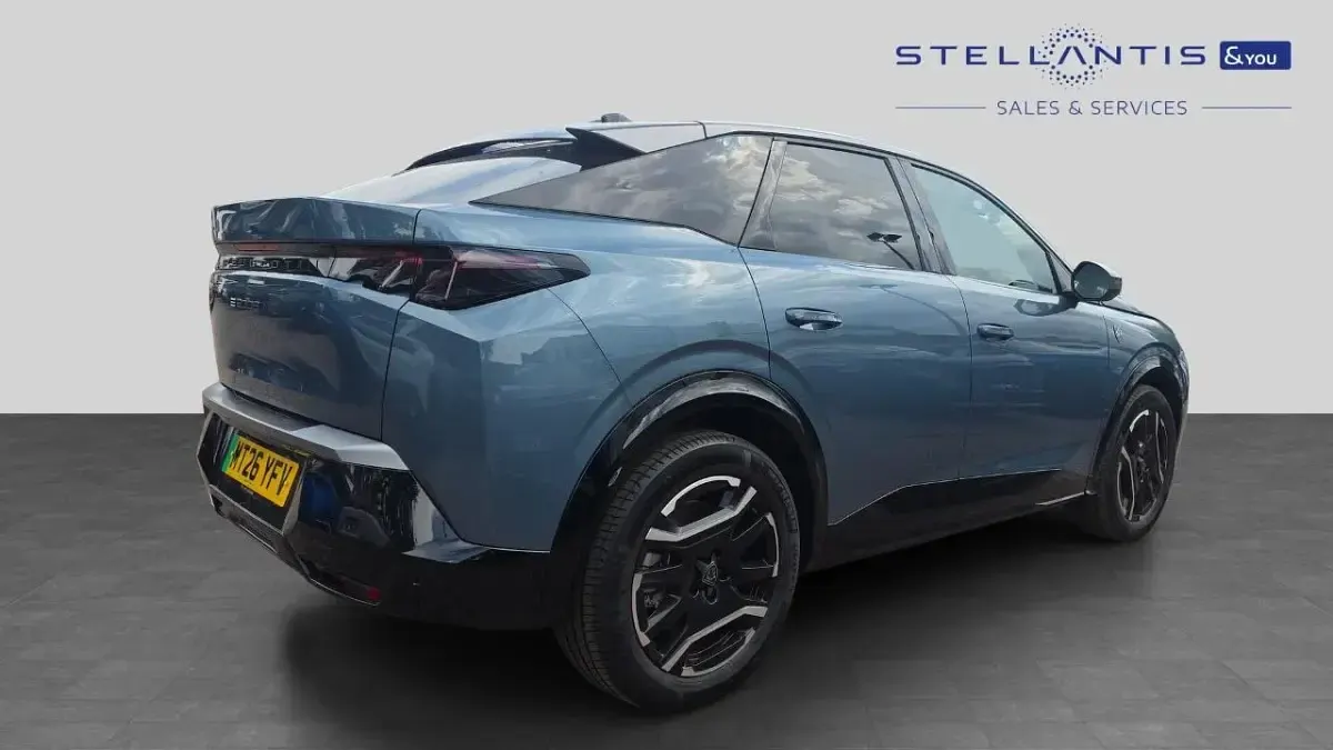 New Peugeot e-3008 GT 152 kW (207 HP) 2026 Blue SUV
