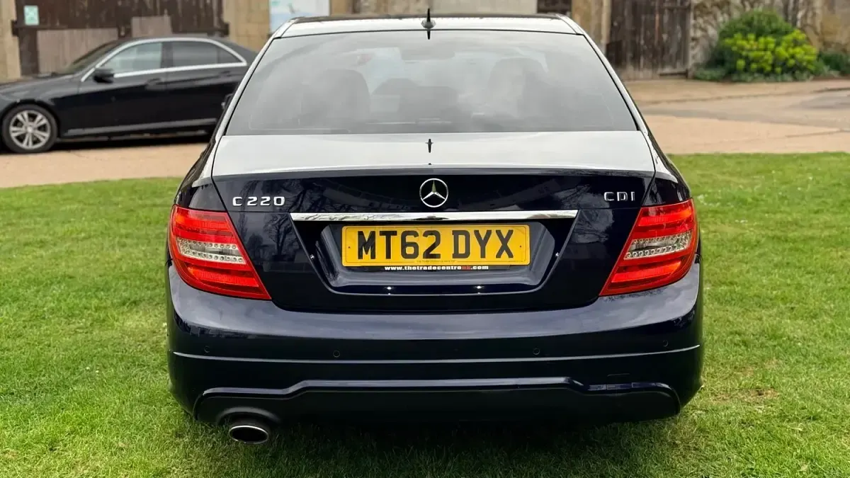 Used Mercedes C220 2013 Blue Sedan