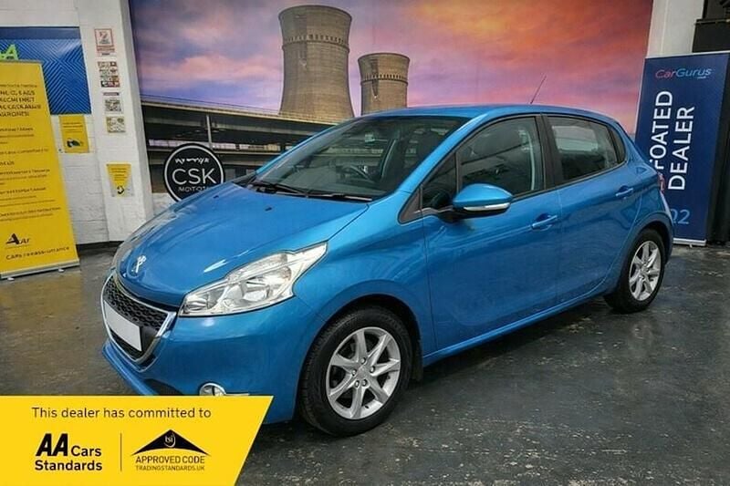 Used Peugeot 208 Active 82 HP (60 kW) 2012 Blue Hatchback