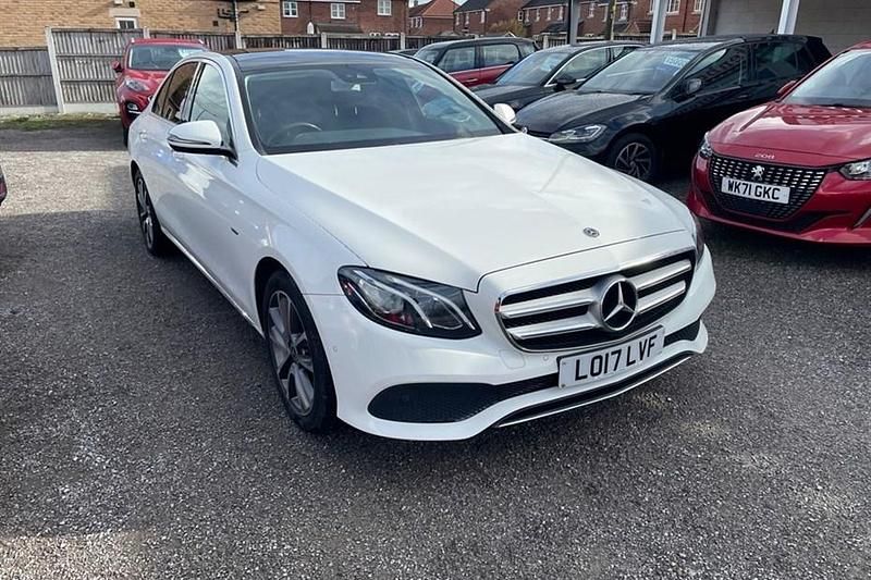White Used 2017 Mercedes E350 Premium Sedan | £12,000 (Fair price) - Image 1/1
