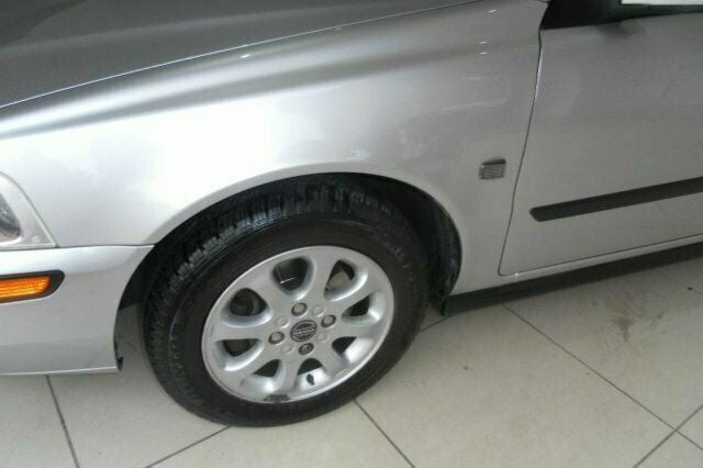 Used Volvo V40 122 HP (89 kW) 2001 Estate