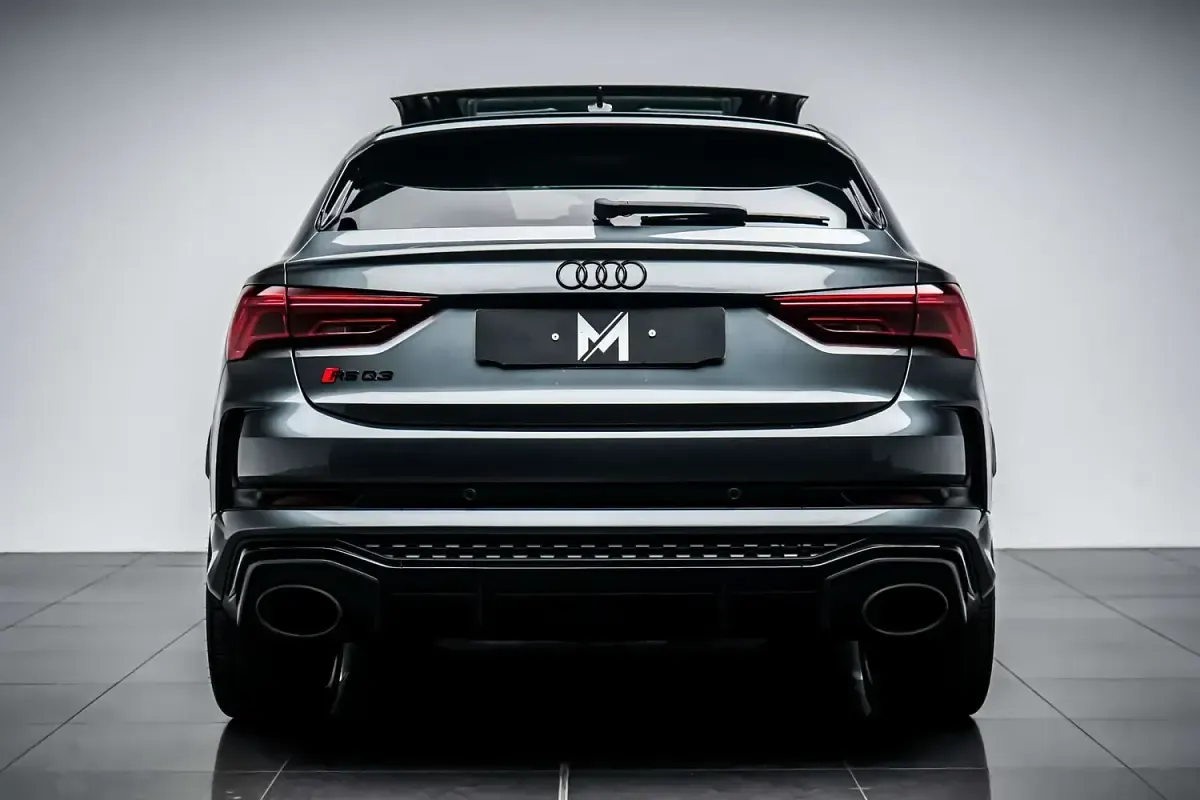 Usado Audi RS Q3 Sportback Premium 400 CV (294 kW) 2020 Gris SUV