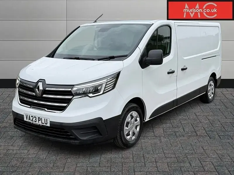 Used Renault Trafic 2023 Glacier white